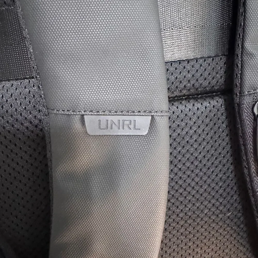 UNRL Train x Travel Tote Bag/Backpack black